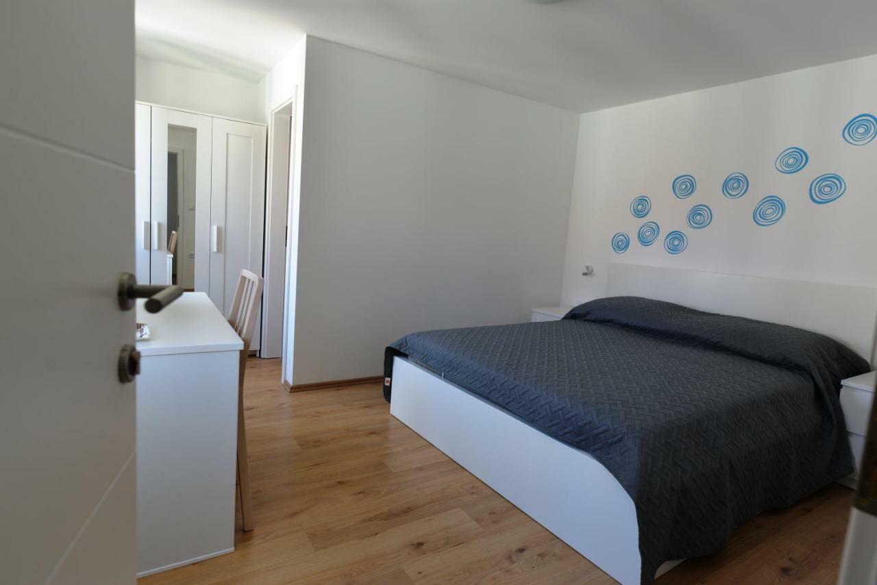 Apartments And Rooms Oliva كريس المظهر الخارجي الصورة