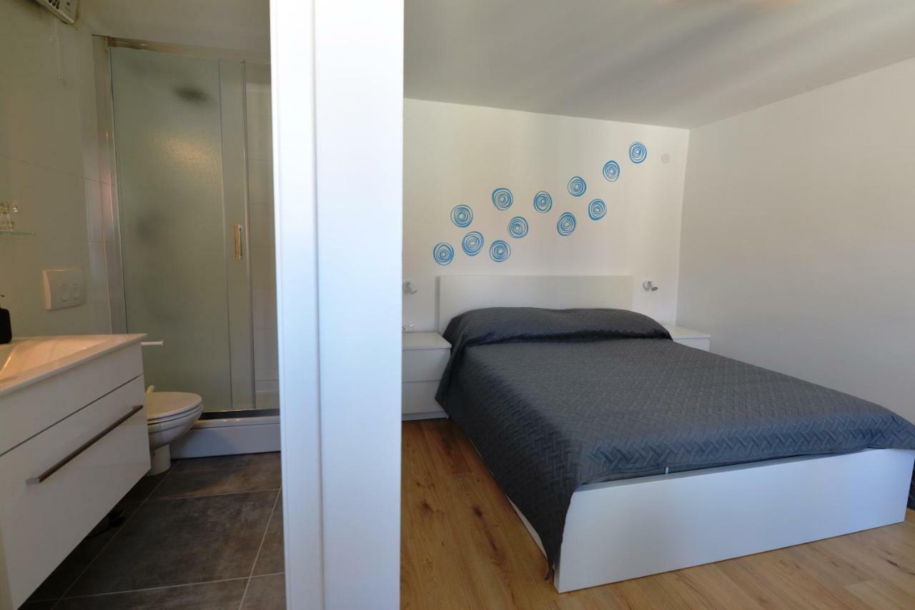 Apartments And Rooms Oliva كريس المظهر الخارجي الصورة