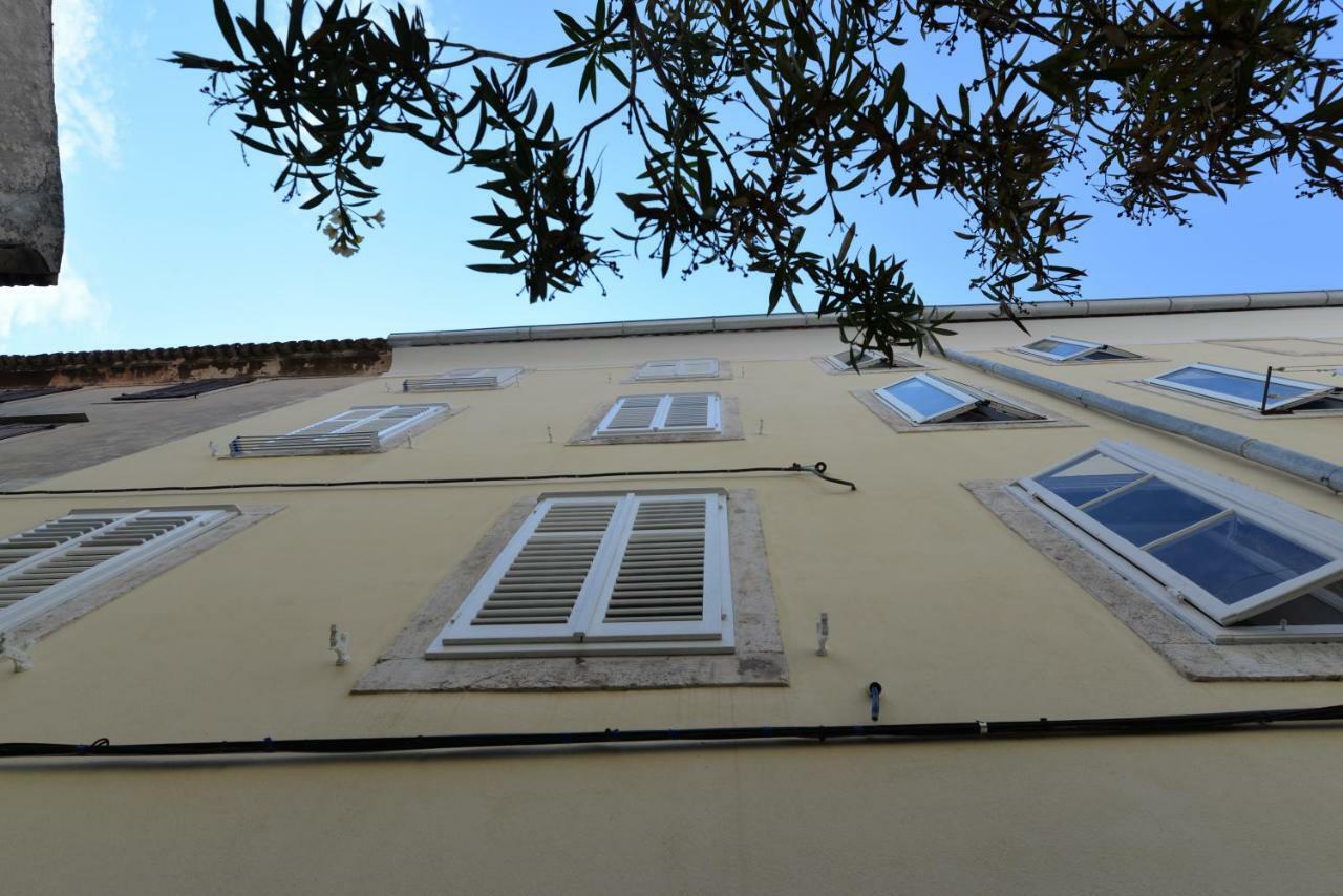 Apartments And Rooms Oliva كريس المظهر الخارجي الصورة